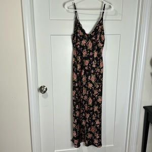 NWT Zara Floral Dress Size Small